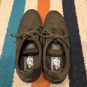 Men’s Green Vans gently used size 10.5